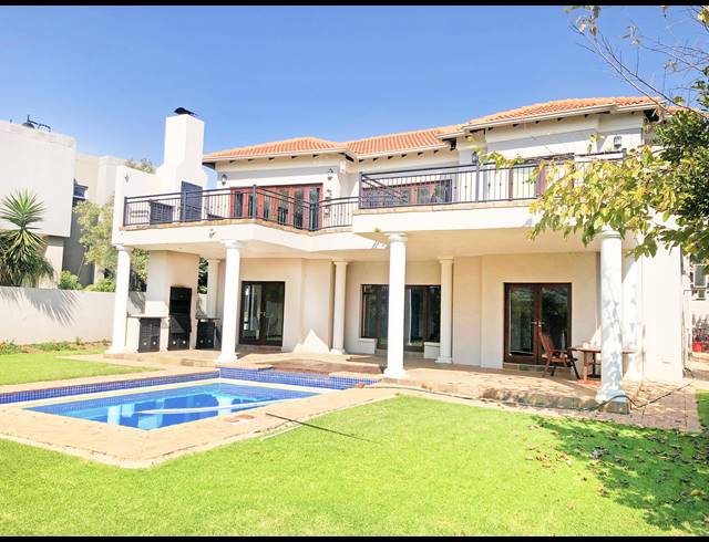 4 BEDROOM HOUSE FOR SALE IN EAGLE CANYON GOLF ESTATE